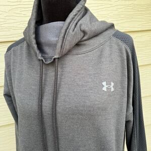 Under Armour women's S, large neck, sweatshirt, black